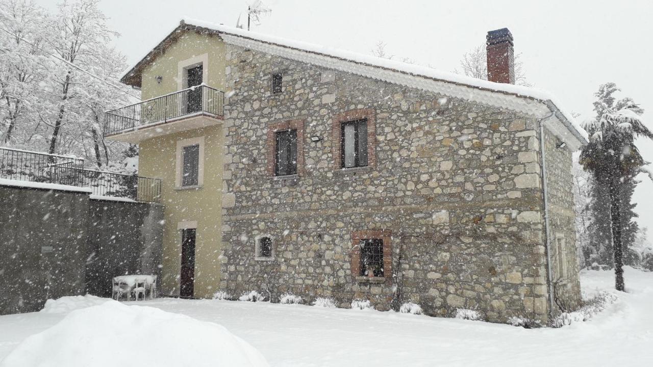 Masseria Boutique B&B Монтелла Екстер'єр фото